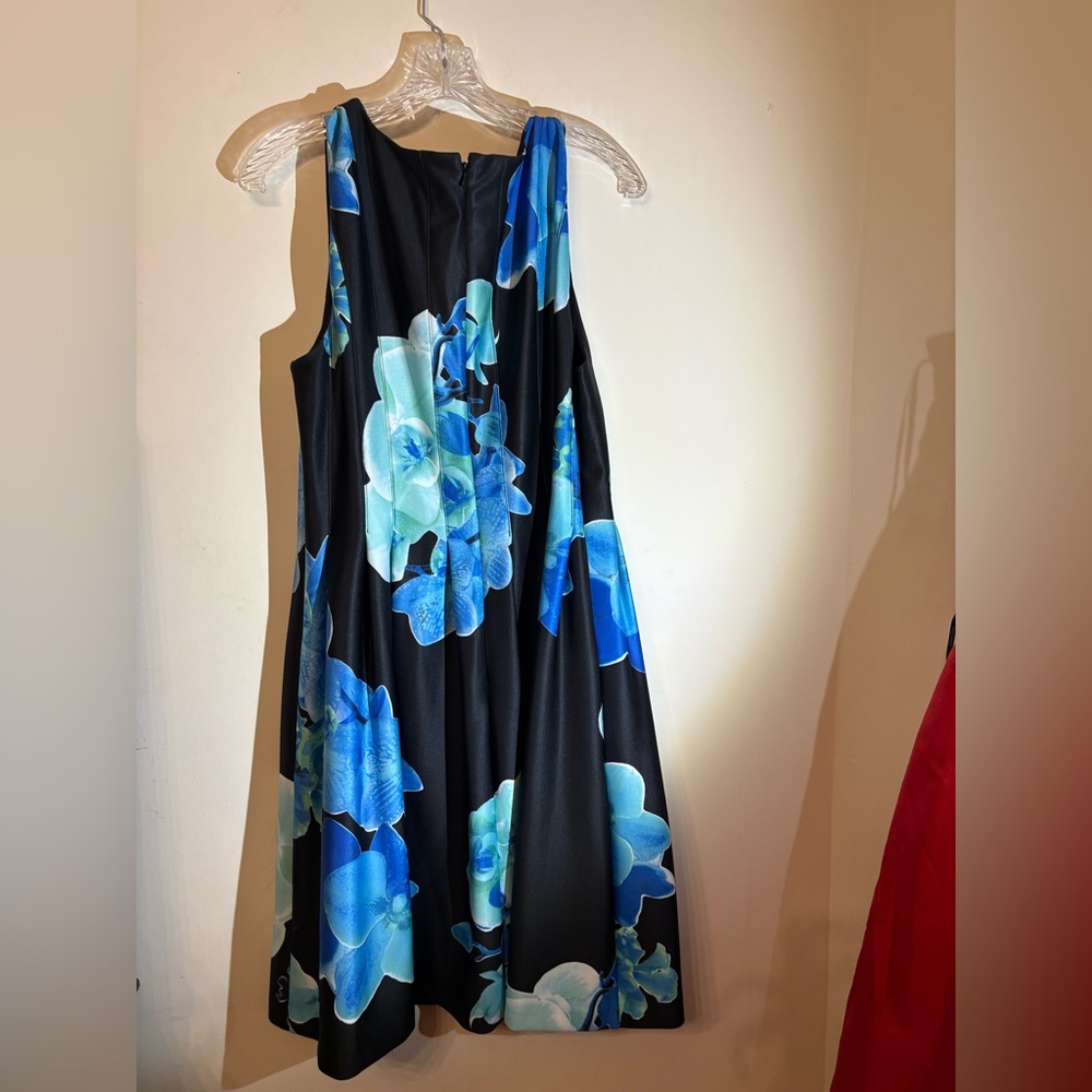 Calvin Klein Elegant Black and Blue Dress